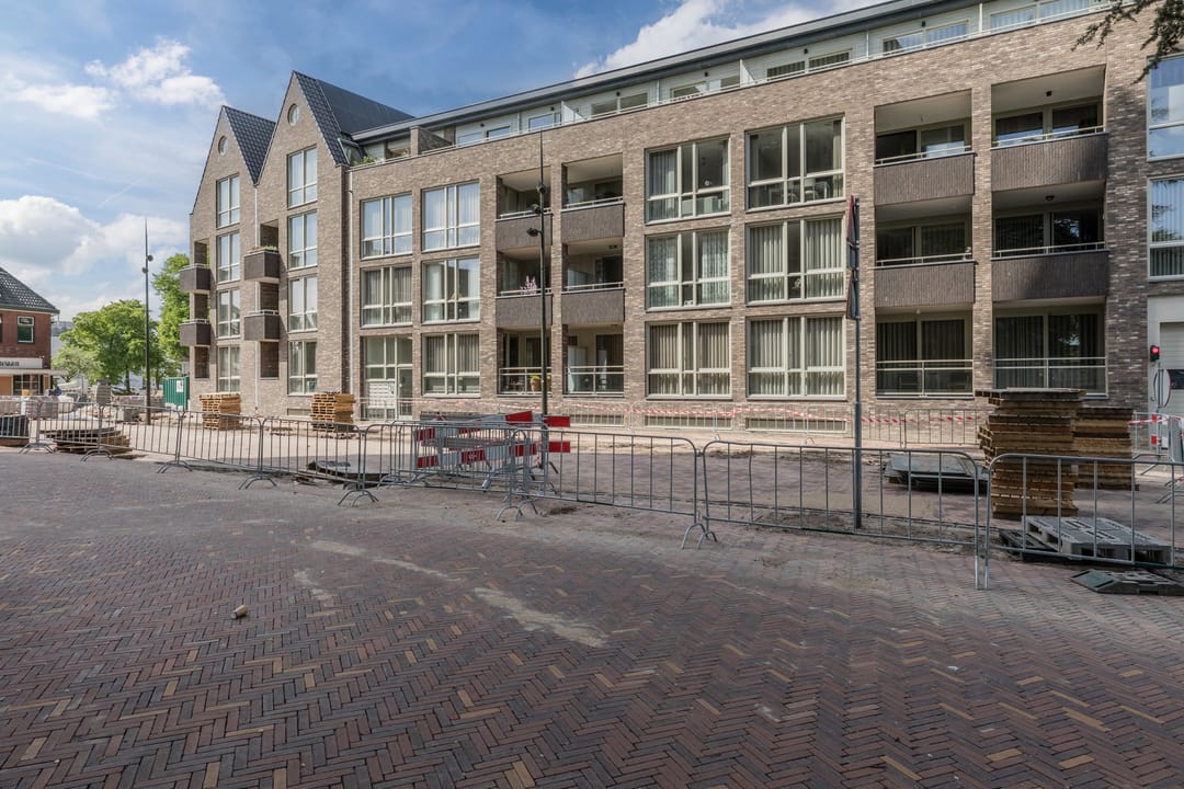 Photo 2 of Nieuwendijk 1