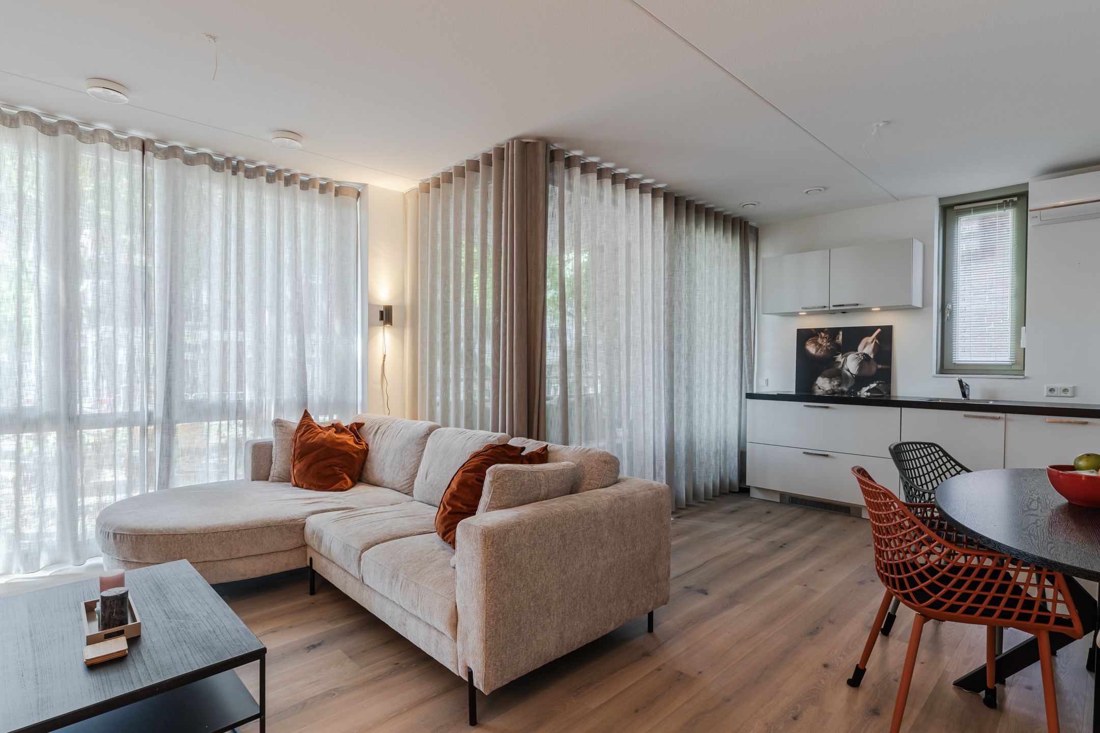 Photo 3 of Nieuwendijk 1