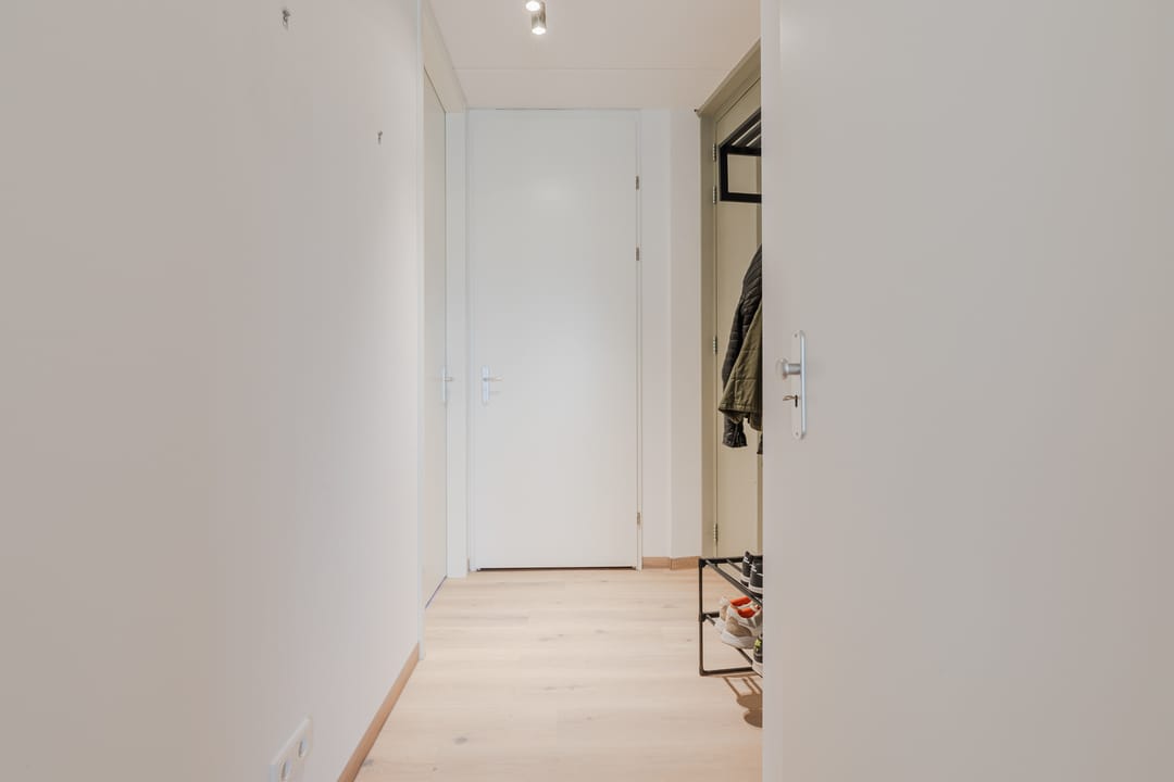 Photo 11 of Nieuwendijk 1