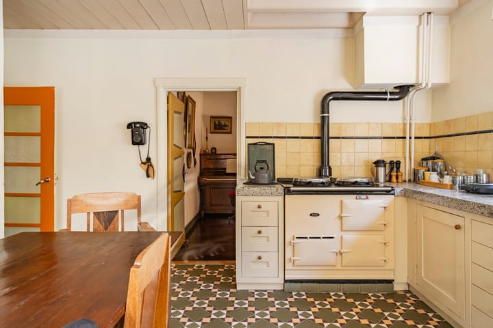 Photo 23 of Studler van Surcklaan 17