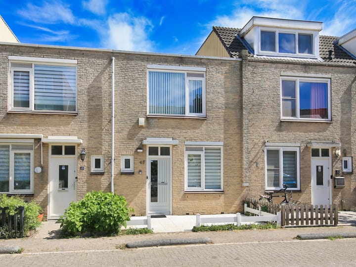 Photo 2 of Marianellastraat 47