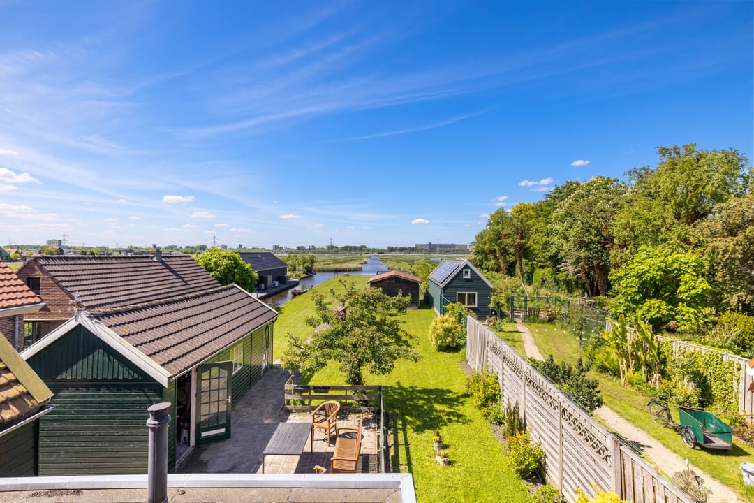 Photo 32 of Noordeinde 15