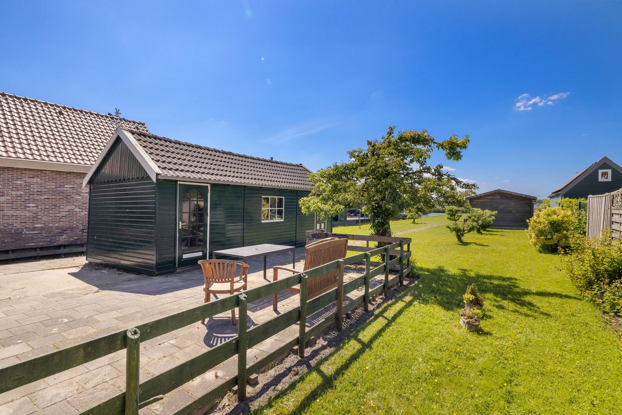 Photo 36 of Noordeinde 15