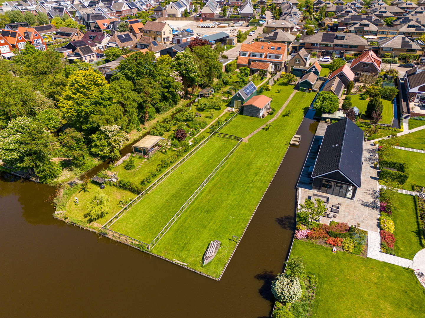 Photo 50 of Noordeinde 15