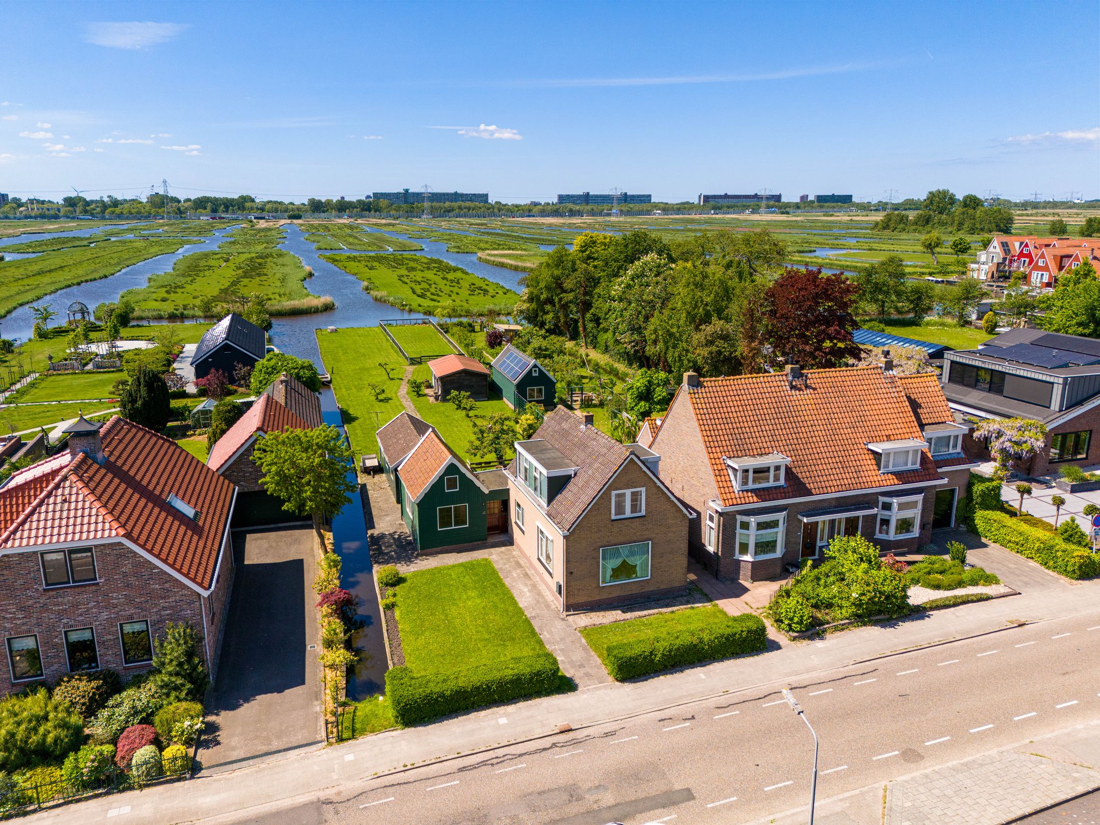 Photo 54 of Noordeinde 15