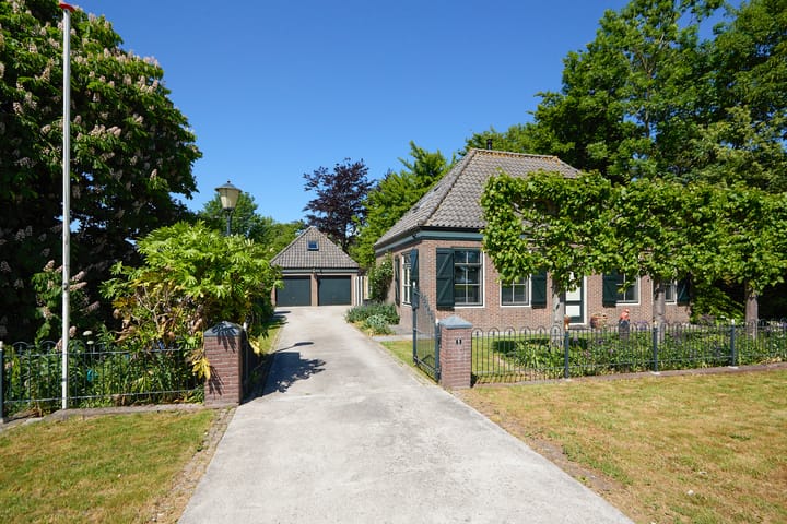 Foto 8 van Middenweg 9