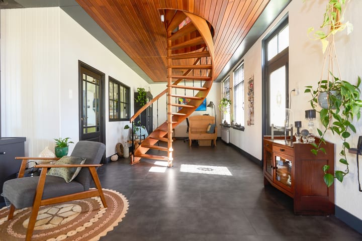 Foto 23 van Middenweg 9