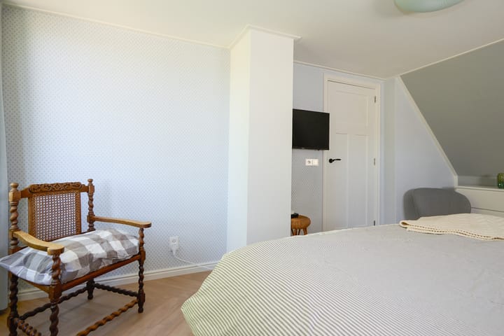 Foto 34 van Middenweg 9