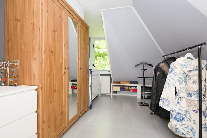 Foto 41 van Middenweg 9