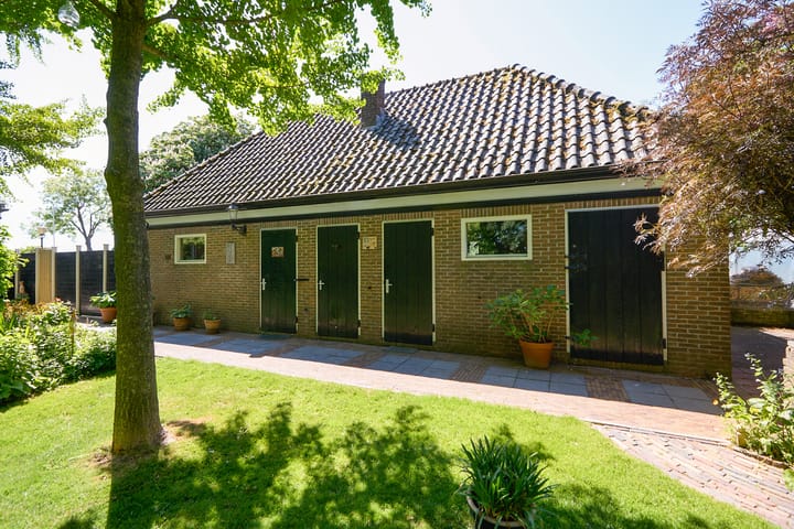 Foto 47 van Middenweg 9