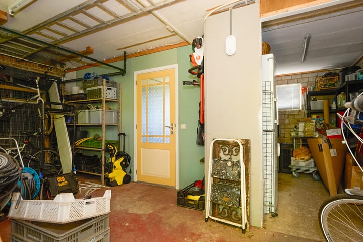 Foto 49 van Middenweg 9