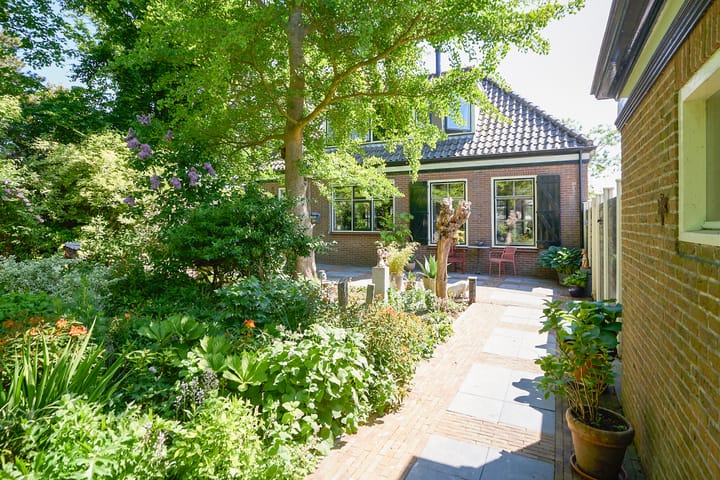 Foto 63 van Middenweg 9