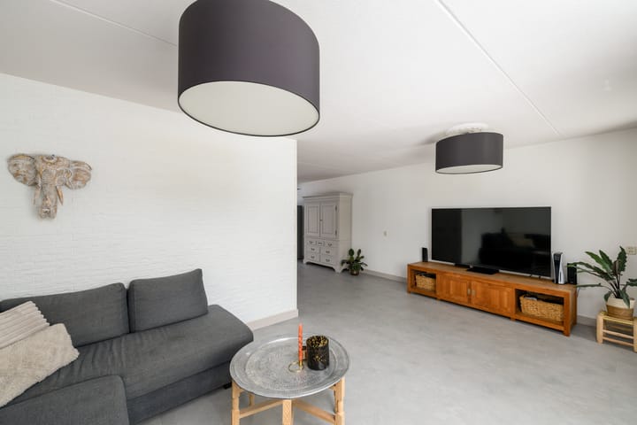 Foto 6 van It Swurd 16