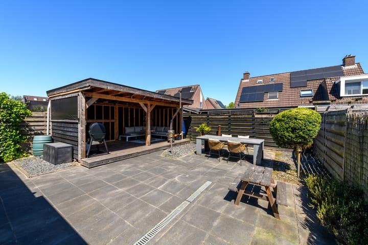 Foto 32 van It Swurd 16