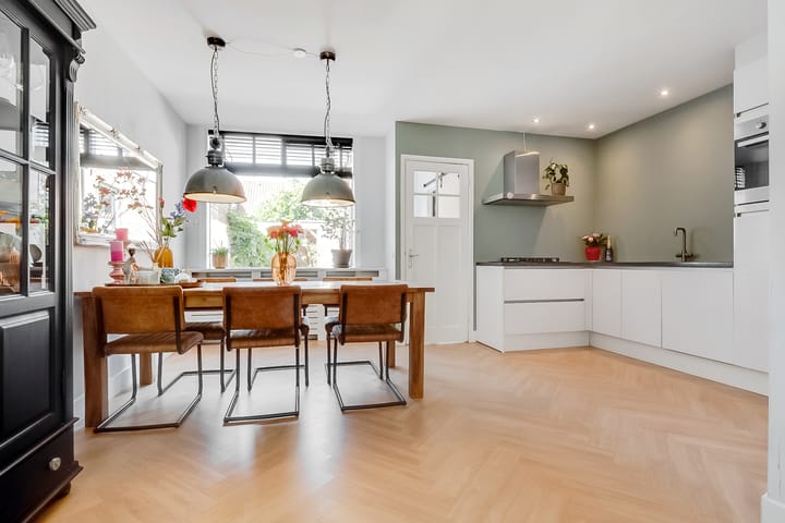 Foto 31 van Linnaeusstraat 64