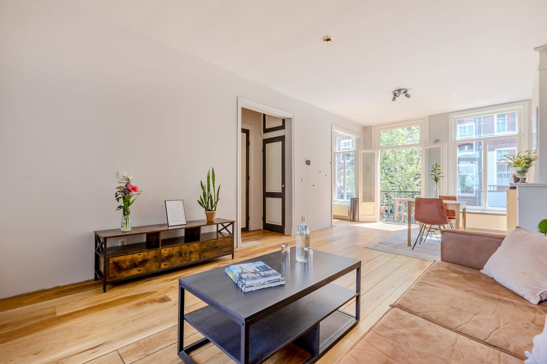 Photo 2 of Rustenburgerstraat 300-A