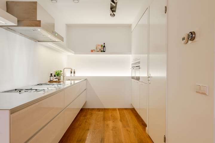 Foto 9 van Haarlemmerplein 18-A