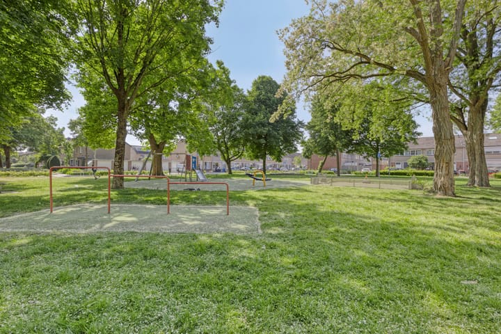 Foto 27 van Bredastraat 11