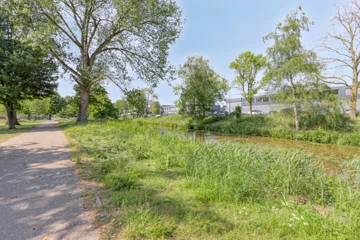 Foto 29 van Bredastraat 11