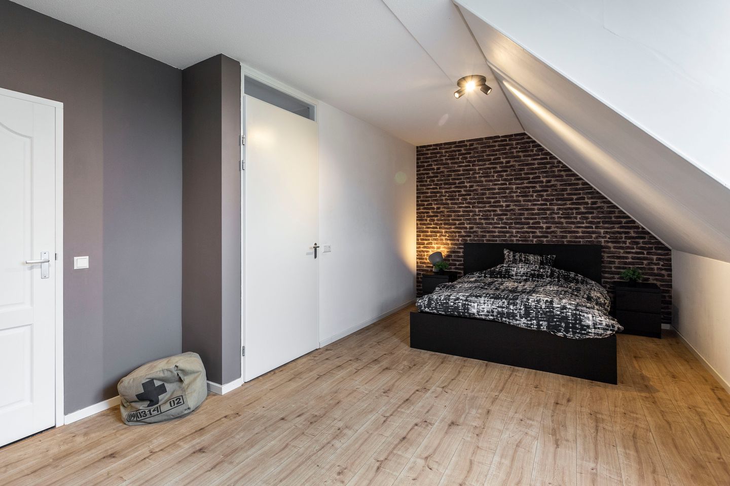 Foto 25 van Veilingmeester 32