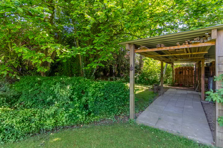 Foto 33 van Grotestraat 104