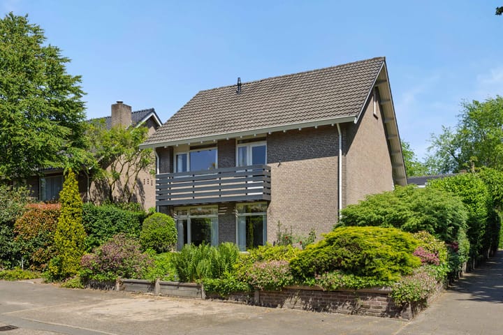 Foto 1 van Koepelstraat 1