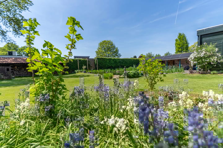 Foto 48 van Grotestraat 104