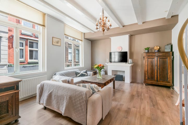 Photo 9 of Hogewoerd 97