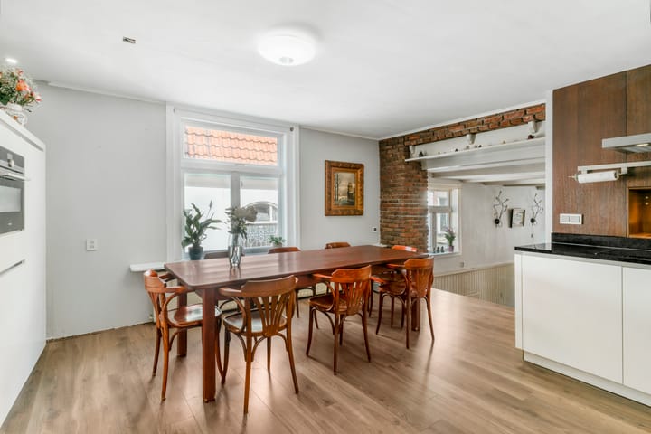 Photo 16 of Hogewoerd 97