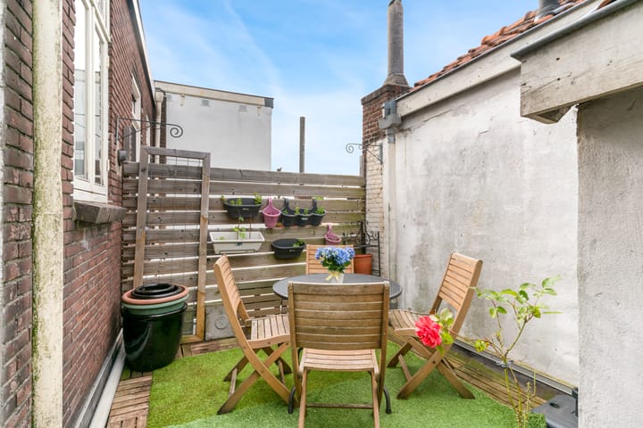 Photo 28 of Hogewoerd 97