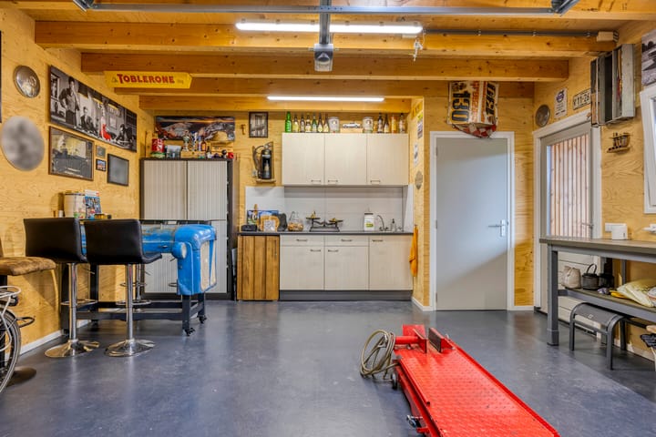 Photo 33 of Arnoldus Verschurenstraat 15