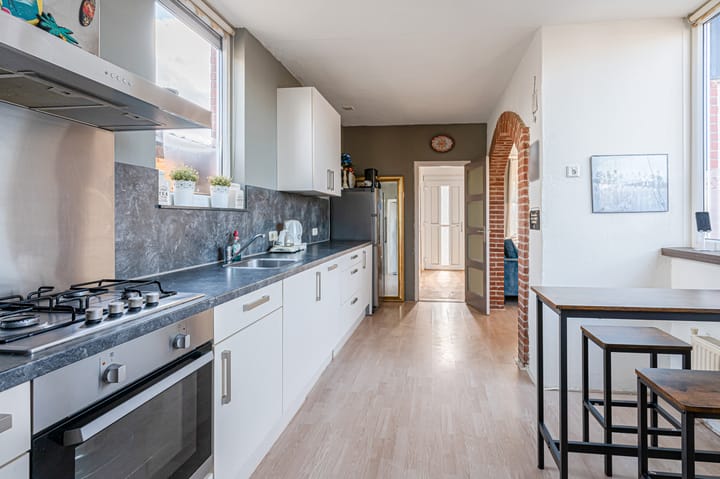 Foto 15 van Voormolenstraat 63