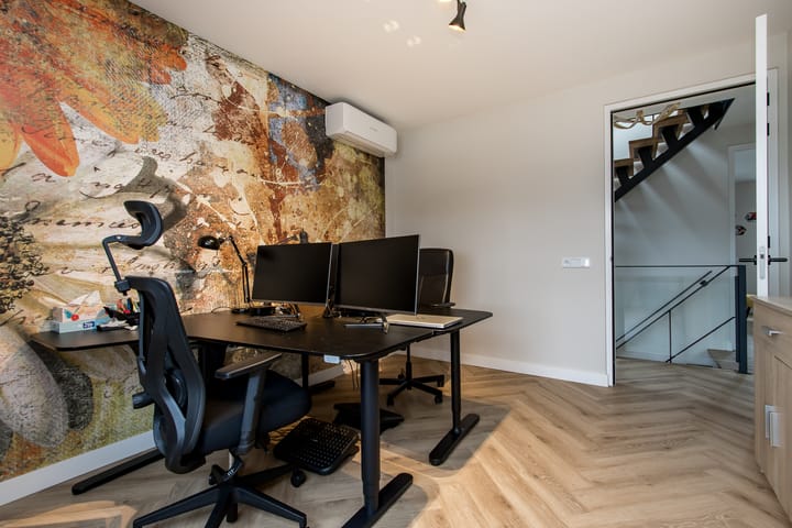 Photo 34 of Burgemeester Wilminkhof 8