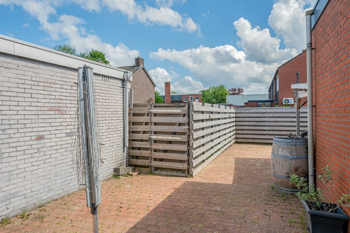 Foto 33 van Voormolenstraat 63