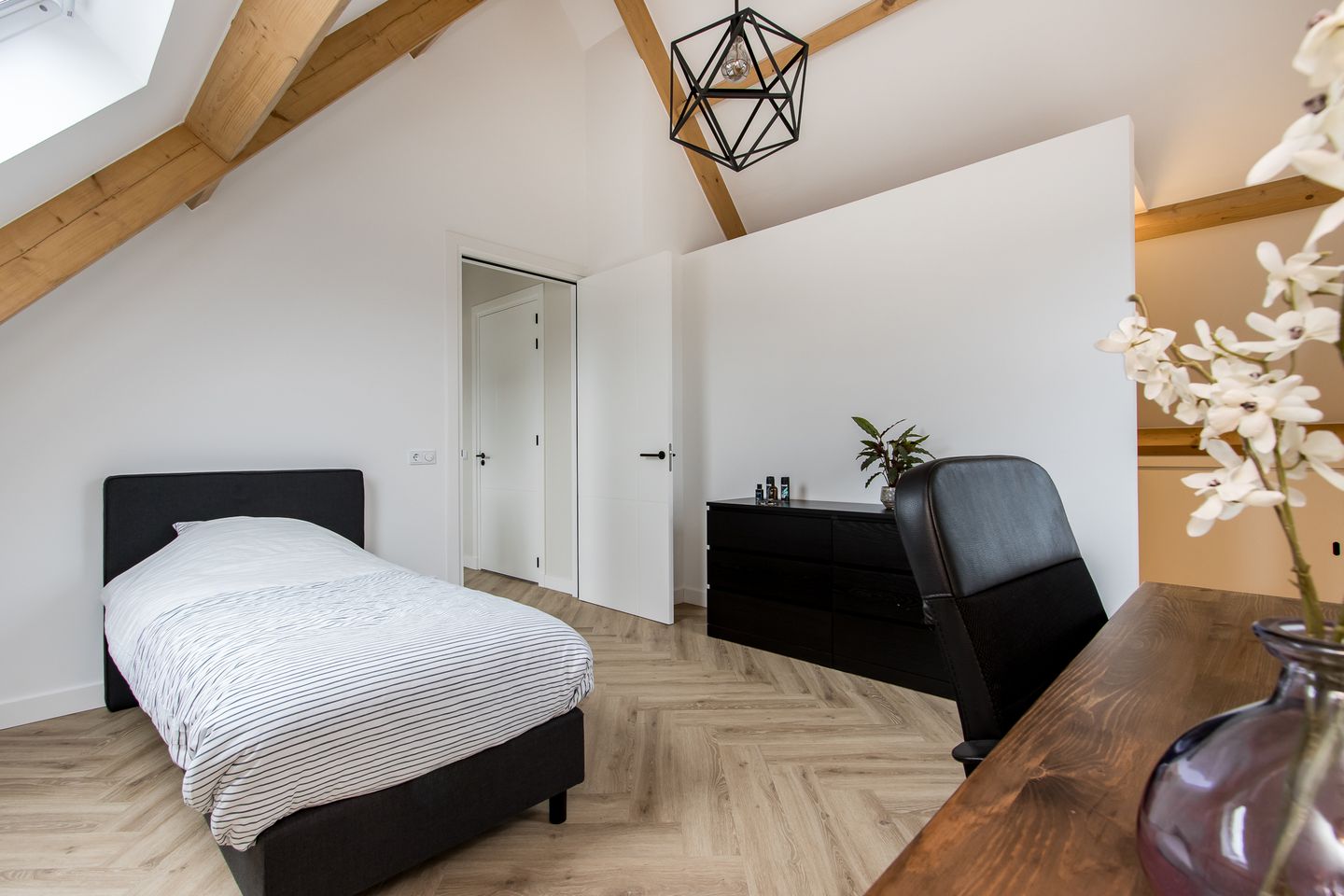 Photo 49 of Burgemeester Wilminkhof 8