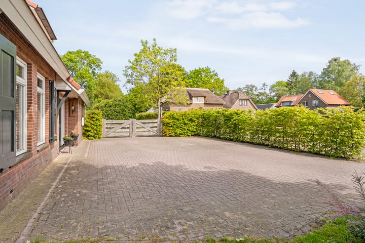 Photo 6 of Westeinde 170