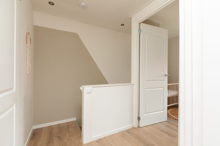 Foto 17 van Monnikstraat 8