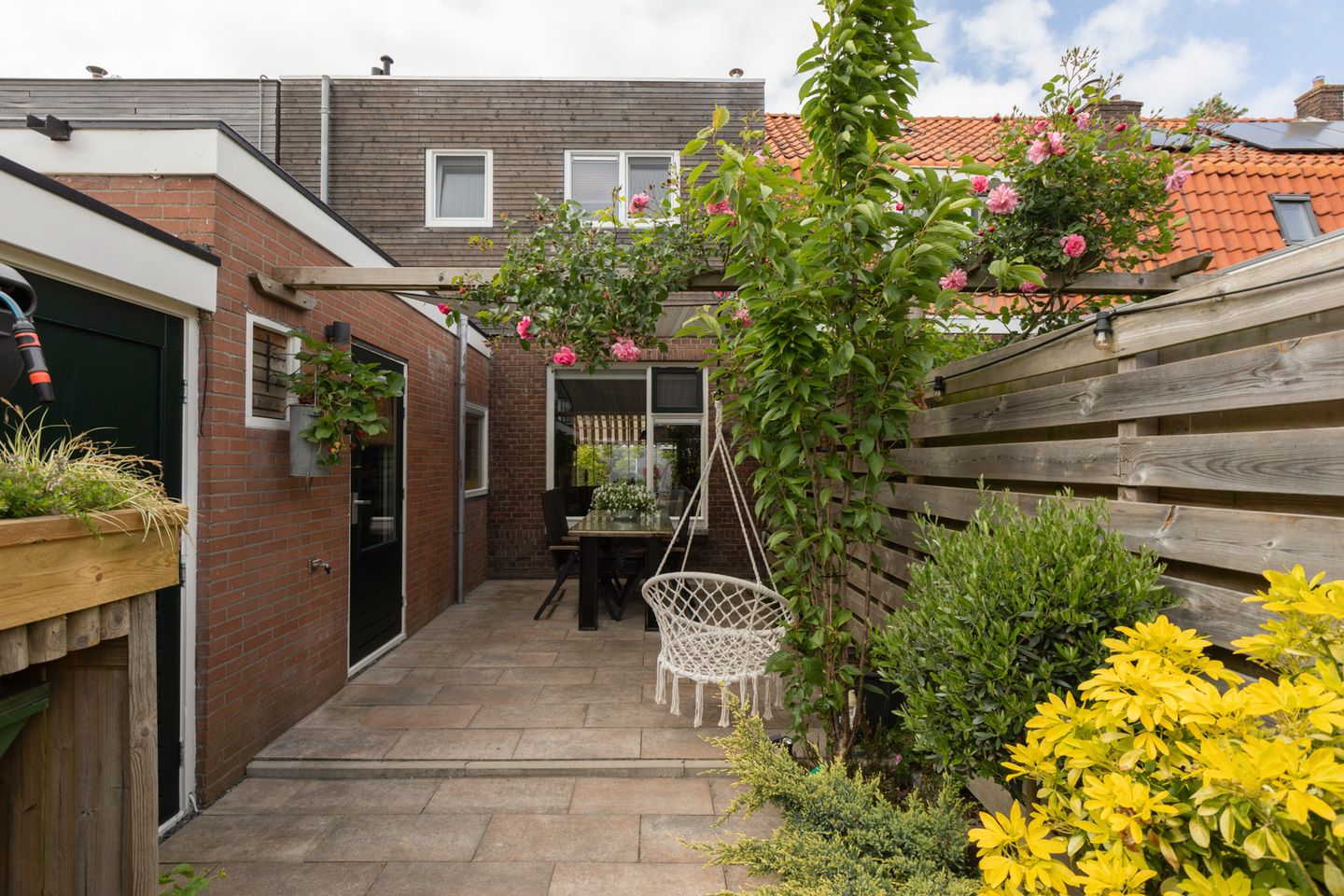 Foto 29 van Monnikstraat 8