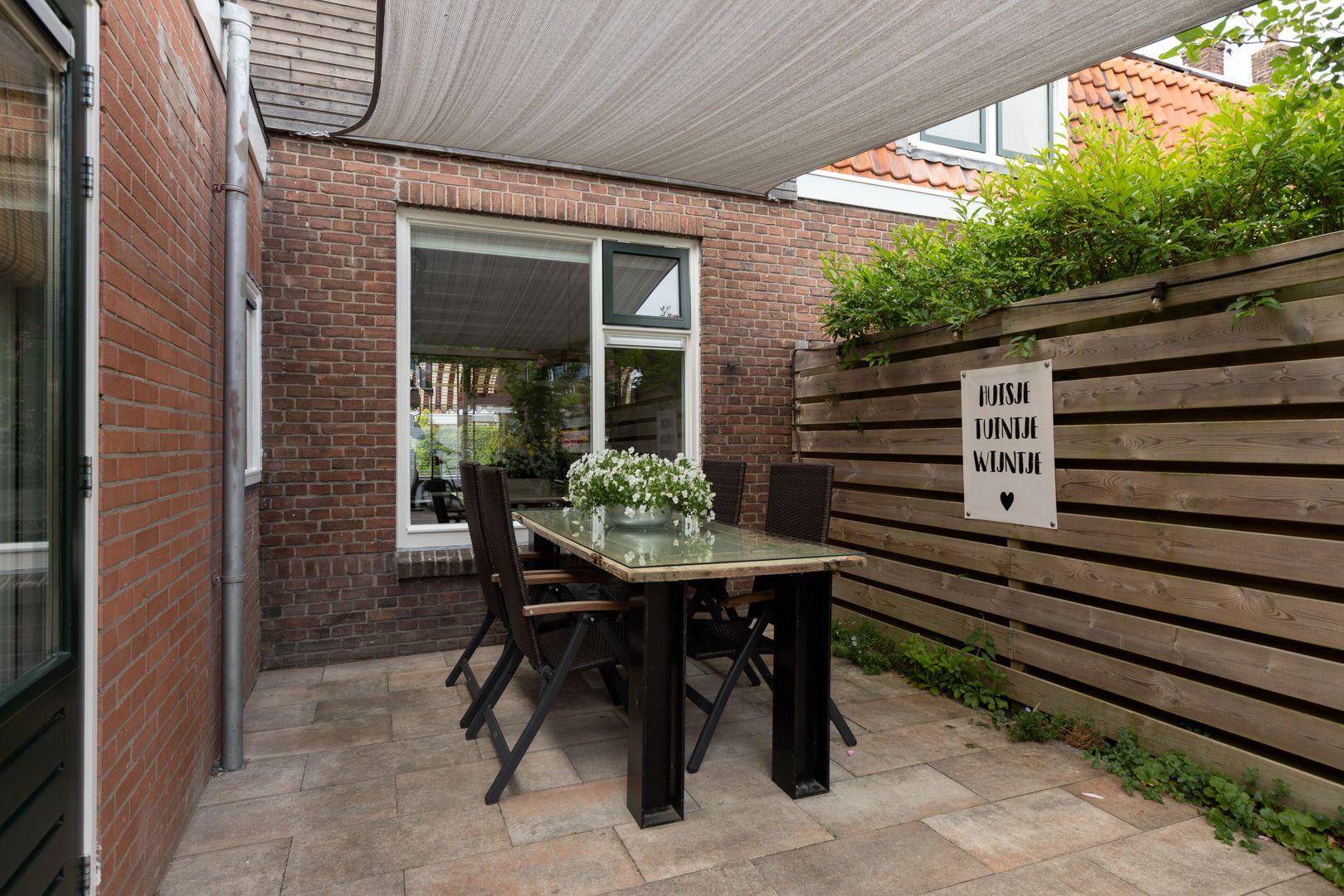 Foto 30 van Monnikstraat 8