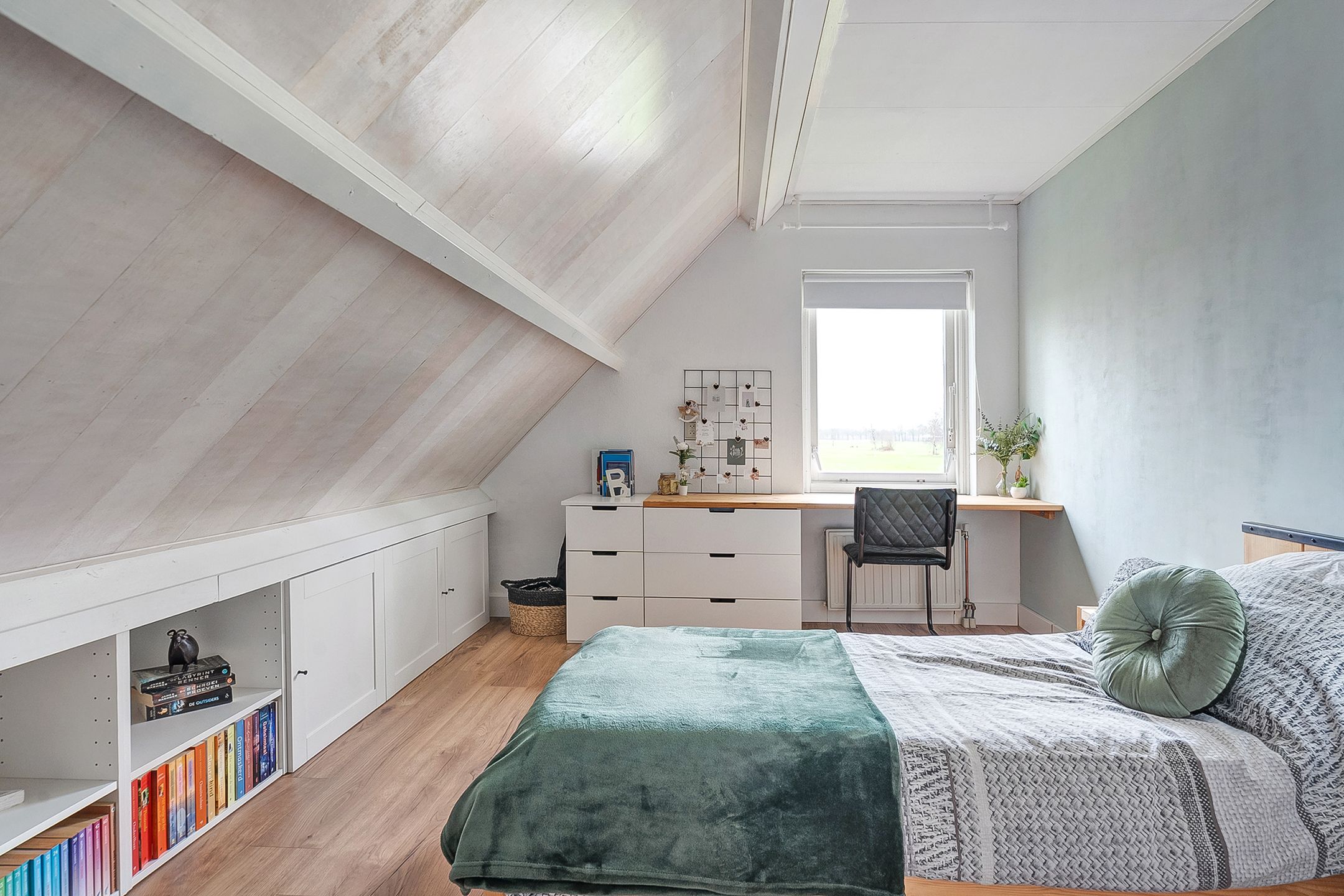 Foto 30 van Westeinde 170