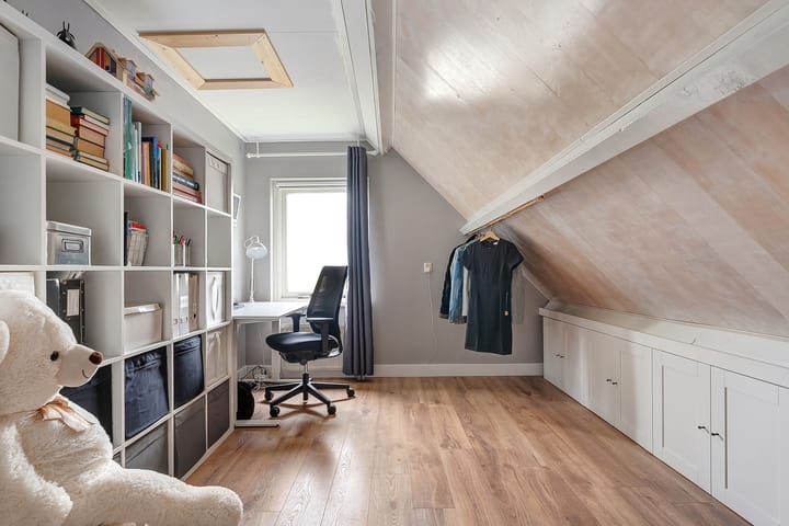 Photo 33 of Westeinde 170