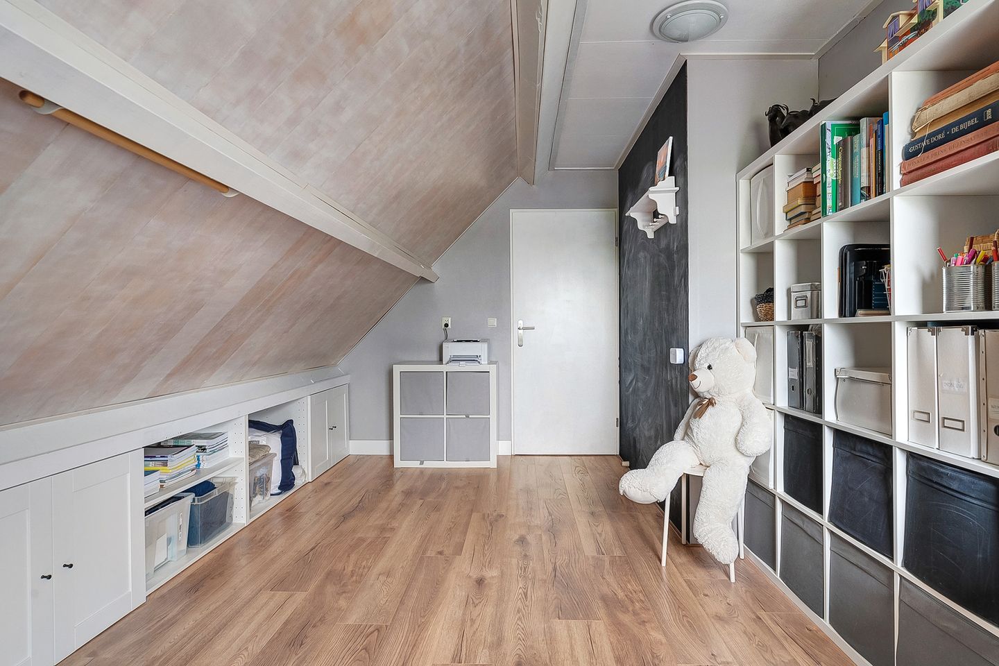 Foto 34 van Westeinde 170