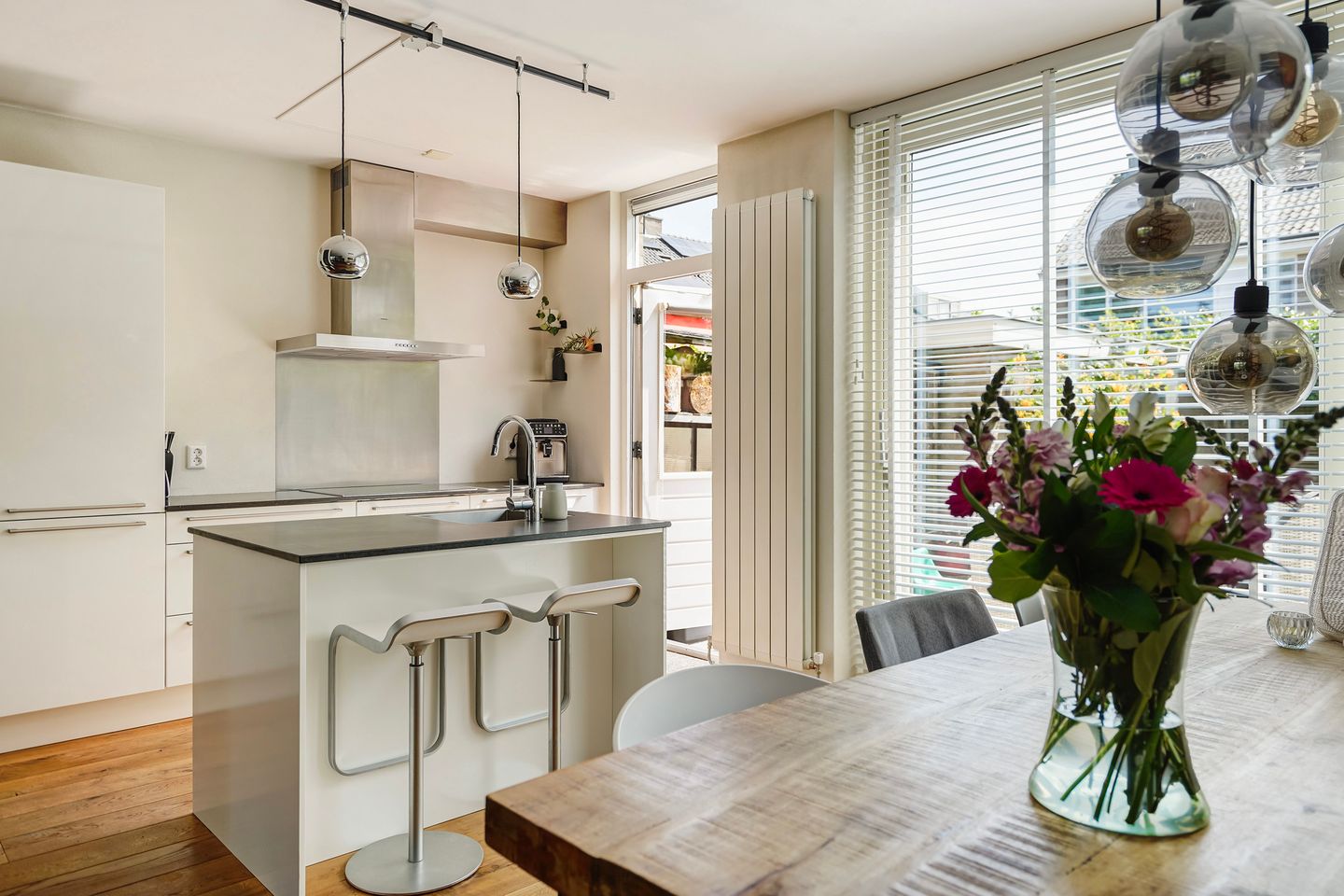 Foto 20 van Ernst Casimirstraat 17