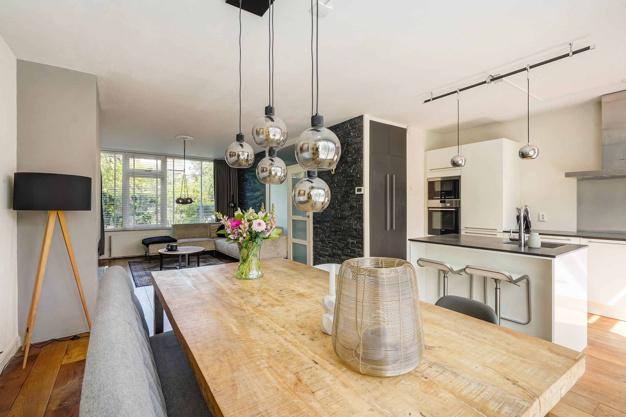 Foto 21 van Ernst Casimirstraat 17