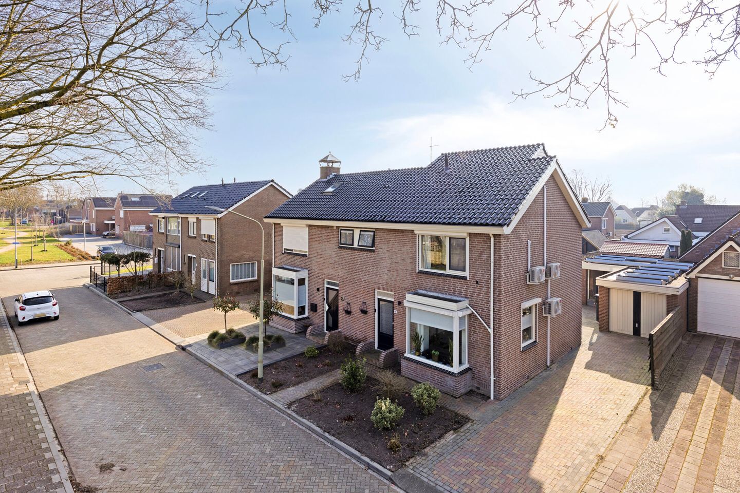 Foto 1 van Scheerboom 6