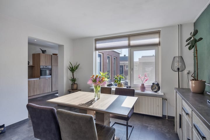 Foto 15 van Scheerboom 6