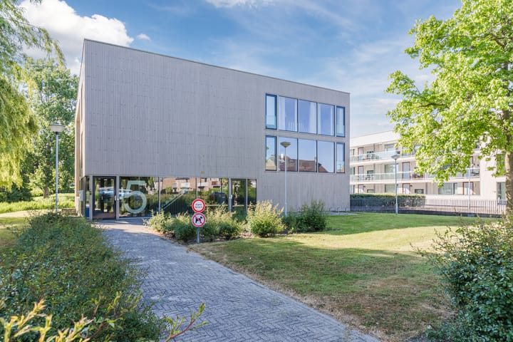 Foto 1 van Bernhardstraat 120