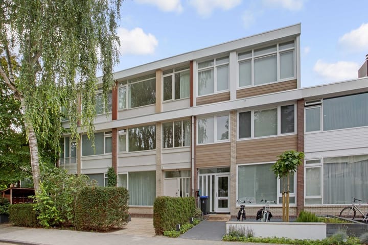 Nederhoven 30