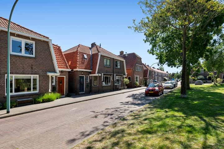 Foto 36 van Fop Smitstraat 37