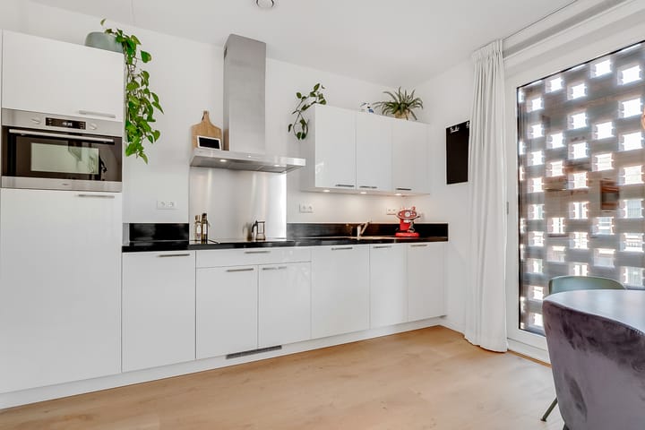 Foto 15 van Carel Willinkgracht 557